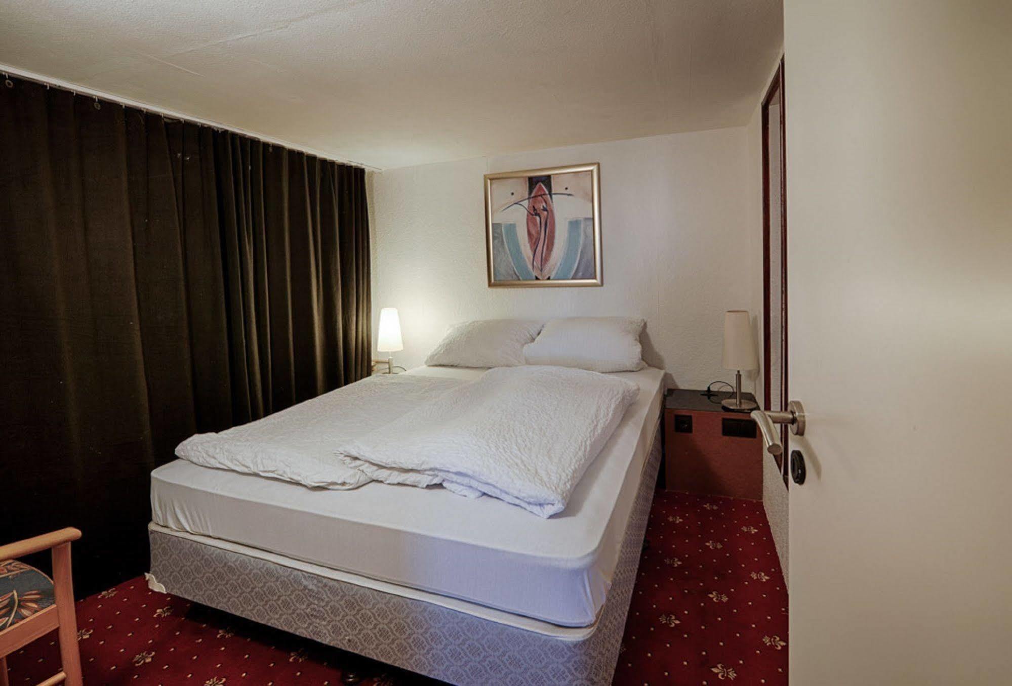 Hotel Dallgow المظهر الخارجي الصورة