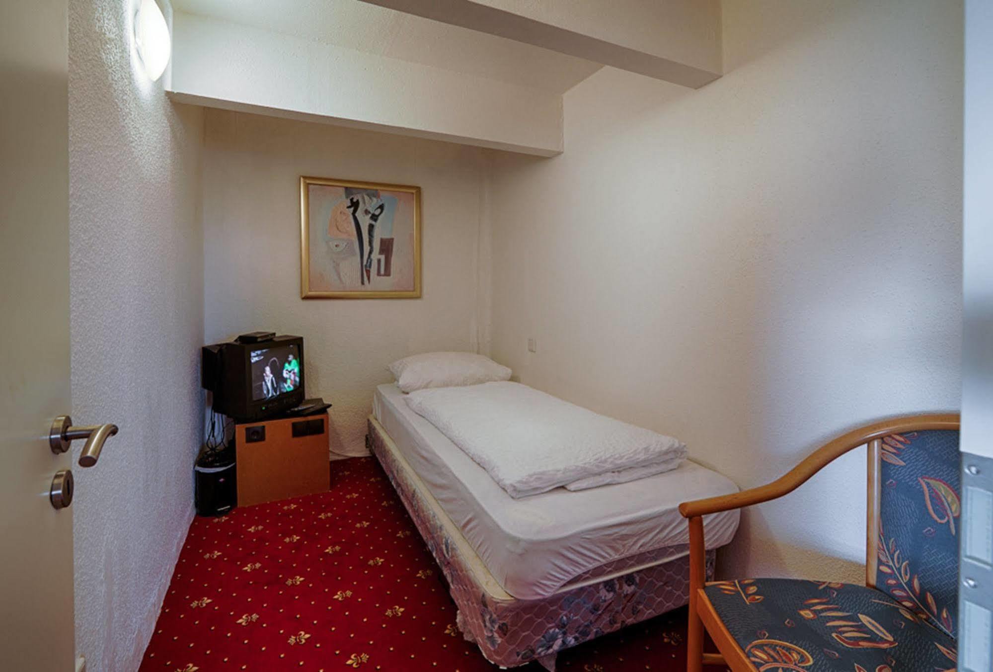 Hotel Dallgow المظهر الخارجي الصورة